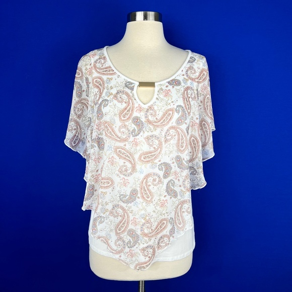NAIF Tops - 🏷️•|•NAIF•| Pretty Paisley Summer Top